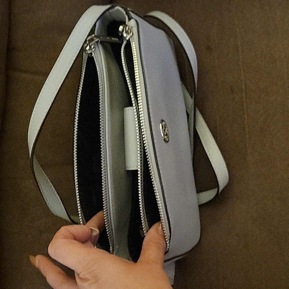 Purse - Picture 2 of 2